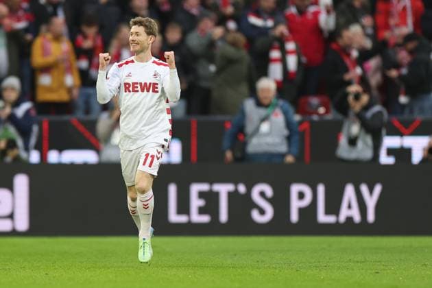 GER, 2.FBL, 1. FC Koeln vs. 1. FC Nuernberg 15.12.2024, Rheinenergie Stadion, Koeln, GER, 2.FBL, 1. FC Koeln vs. 1. FC Nuernberg, im Bild: 2:0 fuer Koeln durch 11 Meter Florian Kainz (FC Koeln 11), Torjubel Jubel Jubellauf,