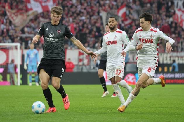 Denis Huseinbasic (Koeln 8) und Finn Jeltsch (Nuernberg 4), GER, 1. FC Koeln vs. 1. FC Nuernberg , 2. Fussball-Bundesliga, 16. Spieltag, Saison 2024 2025, 15.12.2024, DFL REGULATIONS PROHIBIT ANY USE OF PHOTOGRAPHS AS IMAGE SEQUENCES AND OR QUASI-VIDEO, GER, 1. FC Koeln vs. 1. FC Nuernberg , 2. Fussball-Bundesliga, 16. Spieltag, Saison 2024 2025, 15.12.2024 Koeln