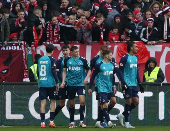 1:0 Köln durh Dejan Ljubicic (7, FC Köln) 22.12.2024, Fußball, 2. Bundesliga, 1. FC Kaiserslautern - 1. FC Köln, 17. Spieltag, Saison 2024 25, Fritz Walter Stadion, Kaiserslautern, Deutschland, zmdz, ** DFB & DFL regulations prohibit any use of photographs as image sequences and or quasi-video. ** 1. FC Kaiserslautern - 1. FC Köln