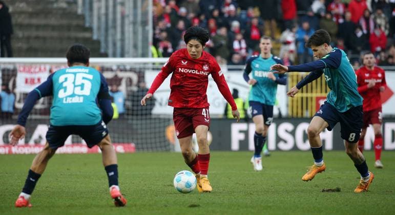 Daisuke Yokota (41, Kaiserslautern) 22.12.2024, Fußball, 2. Bundesliga, 1. FC Kaiserslautern - 1. FC Köln, 17. Spieltag, Saison 2024 25, Fritz Walter Stadion, Kaiserslautern, Deutschland, zmdz, ** DFB & DFL regulations prohibit any use of photographs as image sequences and or quasi-video. ** 1. FC Kaiserslautern - 1. FC Köln