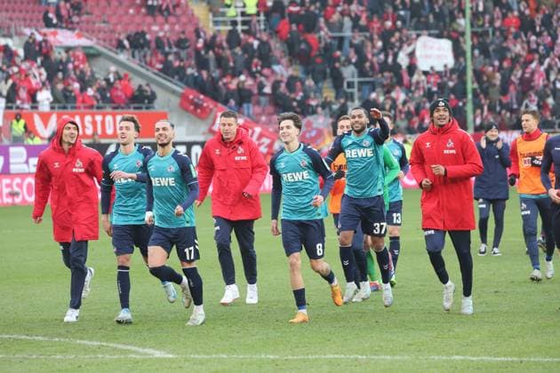 Koeln nach dem Spiel mit Leart Pacarada (Koeln 17), GER, 1. FC Kaiserslautern vs. 1. FC Koeln , 2. Fussball-Bundesliga, 17. Spieltag, Saison 2024 2025, 22.12.2024, DFL REGULATIONS PROHIBIT ANY USE OF PHOTOGRAPHS AS IMAGE SEQUENCES AND OR QUASI-VIDEO, GER, 1. FC Kaiserslautern vs. 1. FC Koeln , 2. Fussball-Bundesliga, 17. Spieltag, Saison 2024 2025, 22.12.2024 Kaiserslautern