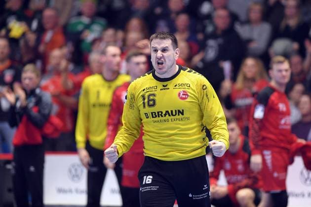 Jubel bei Nebojsa Simic (Torwart MT Melsungen 16) , GER, MT Melsungen - TSV Hannover-Burgdorf, Handball, 1. Bundesliga, 17. Spieltag, Saison 2024 2025, 23.12.2024, GER, MT Melsungen - TSV Hannover-Burgdorf, Handball, 1. Bundesliga, 17. Spieltag, Saison 2024 2025, 23.12.2024 Kassel Copyright: xEibner-Pressefotox xRolandxSippex EP_RSL