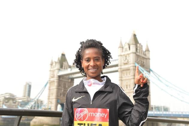 Track and Field: London Marathon-Elite Women Photocall Tigist Tufa (ETH) poses at the Tower Bridge prior to the 2016 London Marathon in London on Thursday, April 21, 2016. Photo by Jiro Mochizuki London England United Kingdom EDITORIAL USE ONLY Copyright: xImagexofxSportx JiroxMochizukix iosphotos137026