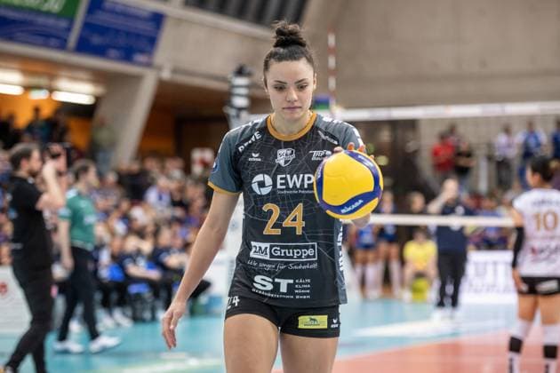Jade Cholet (SC Potsdam, 24) GER, Allianz MTV Stuttgart - SC Potsdam, Volleyball Bundesliga, VBL, Spielzeit 2024 2025, 04.01.2025 GER, Allianz MTV Stuttgart - SC Potsdam, Volleyball Bundesliga, VBL, Spielzeit 2024 2025, 04.01.2025 Stuttgart Copyright: xSandyxDinkelackerx EP_SDR