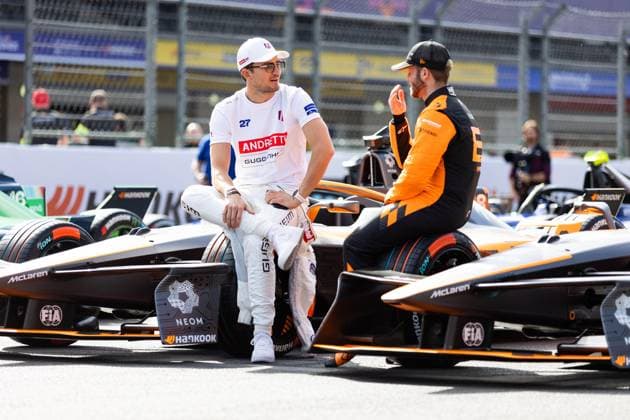2025 FORMULA E MEXICO CITY ePRIX BIRD Sam (gbr), NEOM McLaren Formula E Team, Nissan e-4ORCE 05, portrait DENNIS Jake (gbr), Andretti Formula E, Porsche 99X Electric, portrait during the Mexico City ePrix, 2nd round of the 2024-25 ABB FIA Formula E World Championship, WM, Weltmeisterschaft on the Autodromo Hermanos Rodriguez from January 10 to 11, 2025 in Mexico City, Mexico - Copyright: xJoaoxFilipex
