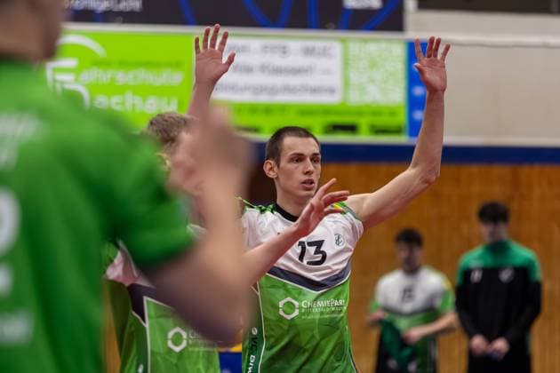 Jubel nach Punktgewinn durch Pascal Eichler (VC Bitterfeld-Wolfen, 13), GER, ASV Dachau vs. VC Bitterfeld-Wolfen, Volleyball, 1. Bundesliga, 14. Spieltag, Saison 2024 2025, 12.01.2025, GER, ASV Dachau vs. VC Bitterfeld-Wolfen, Volleyball, 1. Bundesliga, 14. Spieltag, Saison 2024 2025, 12.01.2025 Dachau Copyright: xEibner-Pressefoto JennixMaulx EP_JML
