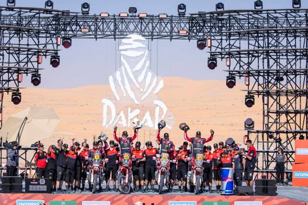 DAKAR 2025 - CEREMONY AND FINISH PODIUM 09 BRABEC Ricky (usa), Honda, Monster Energy Honda HRC, FIM W2RC, Motul, RallyGP, 42 VAN BEVEREN Adrien (fra), Honda, Monster Energy Honda HRC, Motul, RallyGP, 68 SCHAREINA Tosha (spa), Honda, Monster Energy Honda HRC, Motul, RallyGP, 10 HOWES Skyler (usa), Honda, Monster Energy Honda HRC, FIM W2RC, Motul, RallyGP, action during the Ceremony and Finish Podium of the Dakar 2025 on January 17, 2025 in Subaytah, Saudi Arabia - SubaytahSaudi Arabia Copyright: xJULIENxDELFOSSEx