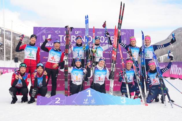 (L-R) Japan team group, Mannschaftsbild, Totale Finland team group, France team group JANUARY 21, 2025 -- Cross Country Skiing : Torino 2025 FISU World University Games Winter Women s 4x7.5km Relay Mascot Ceremony at Pragelato Plan in Pragelato, Italy. Noxthirdxpartyxsales (279220311)