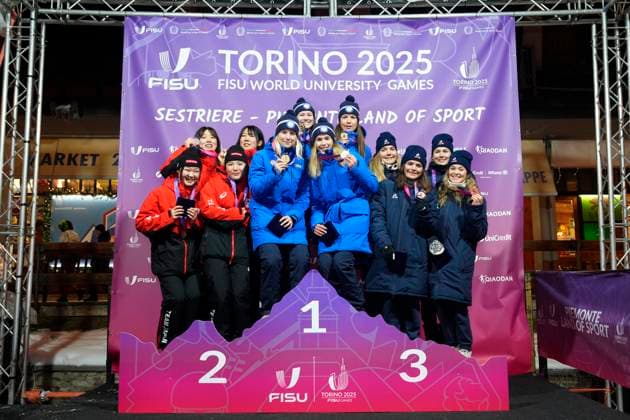 (L-R) Japan team group, Mannschaftsbild, Totale Finland team group, France team group JANUARY 21, 2025 -- Cross Country Skiing : Torino 2025 FISU World University Games Winter Women s 4x7.5km Relay Medal ceremony at Medal Plaza in Pragelato, Italy. Noxthirdxpartyxsales (279220592)