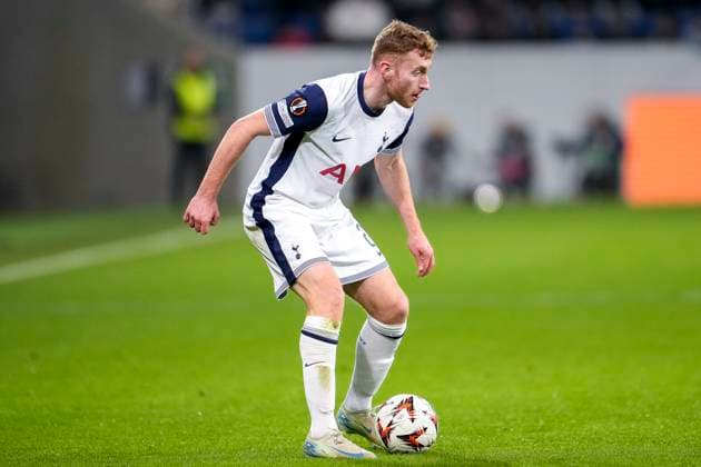 Dejan Kulusevski (Tottenham, 21), am Ball, Freisteller, Ganzkörper, Einzelbild, Einzelfoto, Aktion, Action, 23.01.2025, Sinsheim (Deutschland), Fussball, UEFA Europa League, Gruppenphase, TSG 1899 Hoffenheim - Tottenham Hotspur, DFB DFL REGULATIONS PROHIBIT ANY USE OF PHOTOGRAPHS AS IMAGE SEQUENCES AND OR QUASI-VIDEO.