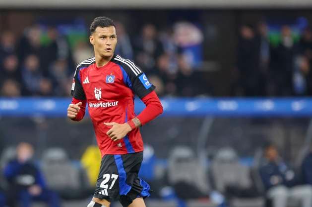 Davie Selke (Hamburger SV) schaut, 2. Bundesliga, Hertha BSC vs Hamburger SV, Olympiastadion am 25. January 2025 in Berlin, Deutschland. (Foto von Marco Steinbrenner DeFodi Images) Davie Selke (Hamburger SV) looks on, 2. Bundesliga, Hertha BSC vs Hamburger SV, Olympiastadion, January 25, 2025 in Berlin, Germany. (Photo by Marco Steinbrenner DeFodi Images) DFB DFL REGULATIONS PROHIBIT ANY USE OF PHOTOGRAPHS AS IMAGE SEQUENCES AND OR QUASI-VIDEO. Defodi-700_berlin_hsv_20250125_020
