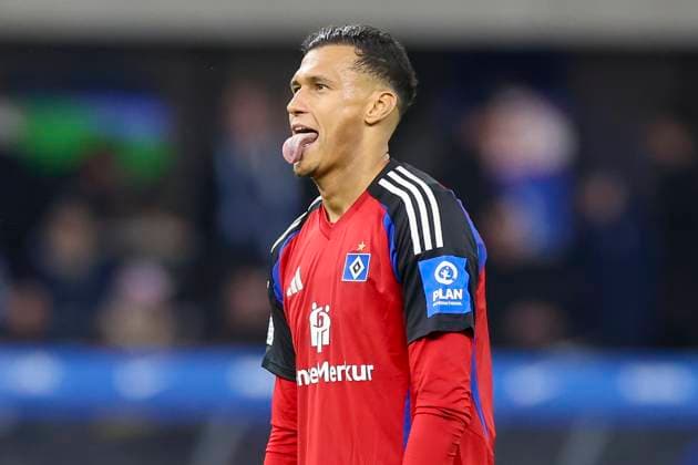 Davie Selke (Hamburger SV) lacht, 2. Bundesliga, Hertha BSC vs Hamburger SV, Olympiastadion am 25. January 2025 in Berlin, Deutschland. (Foto von Marco Steinbrenner DeFodi Images) Davie Selke (Hamburger SV) smiles, 2. Bundesliga, Hertha BSC vs Hamburger SV, Olympiastadion, January 25, 2025 in Berlin, Germany. (Photo by Marco Steinbrenner DeFodi Images) DFB DFL REGULATIONS PROHIBIT ANY USE OF PHOTOGRAPHS AS IMAGE SEQUENCES AND OR QUASI-VIDEO. Defodi-700_berlin_hsv_20250125_142