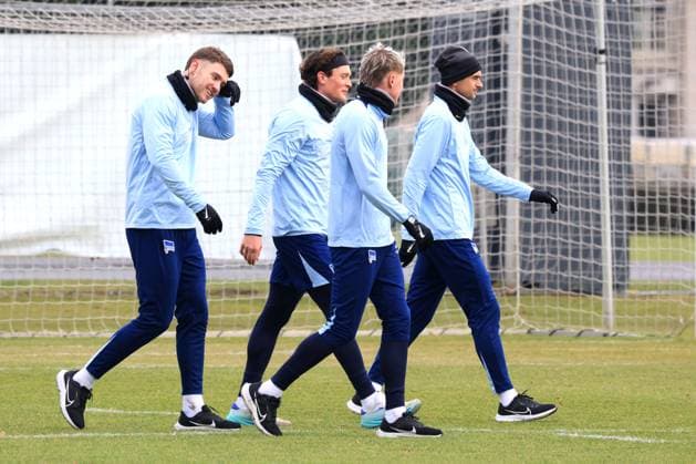 DEU, DFL, 2. FBL Hertha BSC, Training, 26.01.2025, Sportforum, Berlin, DEU, DFL, 2. FBL Hertha BSC, Training, im Bild Hertha-Spieler, Linus Gechter (Hertha BSC Berlin 44), Fabian Reese (Hertha BSC Berlin 11), Marten Winkler (Hertha BSC Berlin 22), Smail Prevljak (Hertha BSC Berlin 9) DFL - regulations prohibit any use of Photographs as image sequences and or quasi-video Foto: Juergen Engler nordphoto GmbH