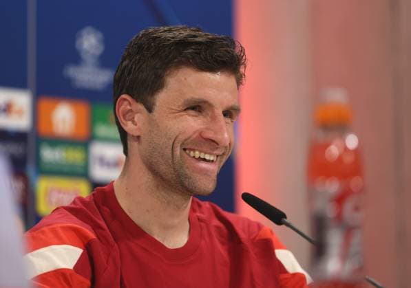 München, Deutschland, 28. Januar 2025: Fussball, Herren, Champions League, Saison 2024 2025, FC Bayern München, Internationale Pressekonferenz Thomas Müller, Mueller (FC Bayern München) auf der Pressekonferenz, Kopf, Portrait