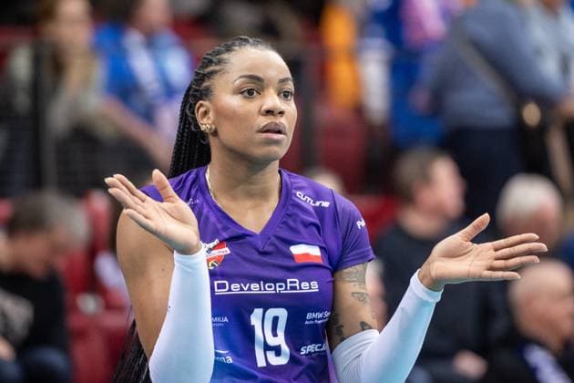 Elizabeth Vicet (KS DevelopRes Rzeszow, 19) GER, Allianz MTV Stuttgart vs. KS DevelopRes Rzeszow, Volleyball, CEV Volleyball Champions League, Volleyball CL, VCL, Finalrunde, Achtelfinale, Spielzeit 2024 2025, 06.02.2025 GER, Allianz MTV Stuttgart vs. KS DevelopRes Rzeszow, Volleyball, CEV Volleyball Champions League, Volleyball CL, VCL, Finalrunde, Achtelfinale, Spielzeit 2024 2025, 06.02.2025 Stuttgart Copyright: xSandyxDinkelackerx EP_SDR