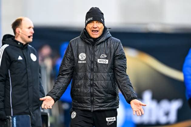 Horst Steffen (SV 07 Elversberg, Trainer) gestikuliert, GER, SV Darmstadt 98 vs. SV Elversberg, Fussball, 2. Bundesliga, 21. Spieltag, Saison 2024 2025, 08.02.2025. DFL REGULATIONS PROHIBIT ANY USE OF PHOTOGRAPHS as IMAGE SEQUENCES and or QUASI-VIDEO. GER, SV Darmstadt 98 vs. SV Elversberg, Fussball, 2. Bundesliga, 21. Spieltag, Saison 2024 2025, 08.02.2025. Darmstadt