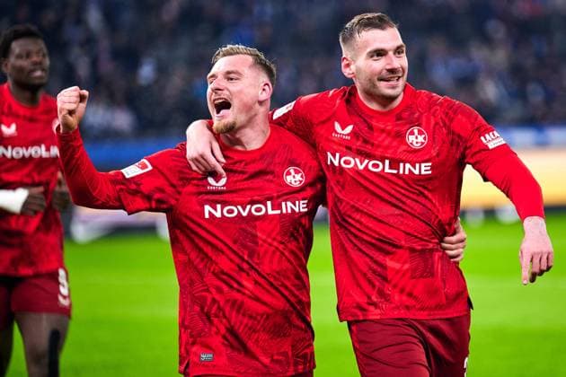1. FC Kaiserslautern, jubelt ueber Tor, 1:0, Luca Sirch (1. FC Kaiserslautern, 31), jubelt, Marlon Ritter (1. FC Kaiserslautern, 07), GER, Hertha BSC vs. 1. FC Kaiserslautern, Fussball Herren, 2. Bundesliga, Saison 2024 2025, 21. Spieltag, 08.02.2025 (DFL REGULATIONS PROHIBIT ANY USE OF PHOTOGRAPHS AS IMAGE SEQUENCES AND OR QUASI - VIDEO). GER, Hertha BSC vs. 1. FC Kaiserslautern, Fussball Herren, 2. Bundesliga, Saison 2024 2025, 21. Spieltag, 08.02.2025 Berlin