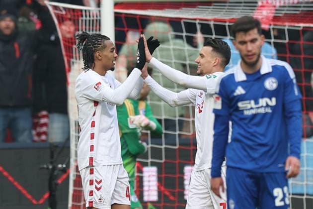 GER, 2.FBL, 1. FC Koeln vs. FC Schalke 04 09.02.2025, Rheinenergie Stadion, Koeln, GER, 2.FBL, 1. FC Koeln vs. FC Schalke 04, im Bild: Torjubel Jubel Jubellauf, Damion Downs (FC Koeln 42), Dejan Ljubicic (FC Koeln 7),