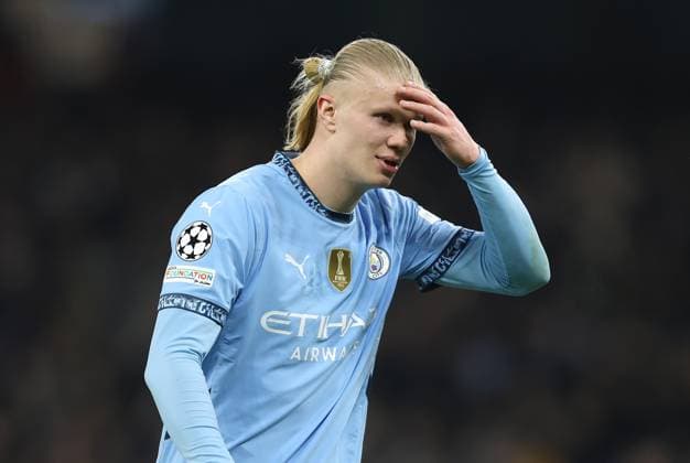 . - Manchester City v Real Madrid, UEFA Champions League, Knockout Play-off first leg, City Of Manchester Stadium, Manchester, UK - 11th February 2025. Daniel Weir Crystal Pix Erling Haaland of Manchester City looks disappointed & dejected. - Manchester City v Real Madrid, UEFA Champions League, Knockout Play-off first leg, City Of Manchester Stadium, Manchester, UK - 11th February 2025. Daniel Weir Crystal Pix Manchester City Of Manchester Stadium UK Copyright: xDanielxWeirx CP_Manchester_City_Real_Madrid_030