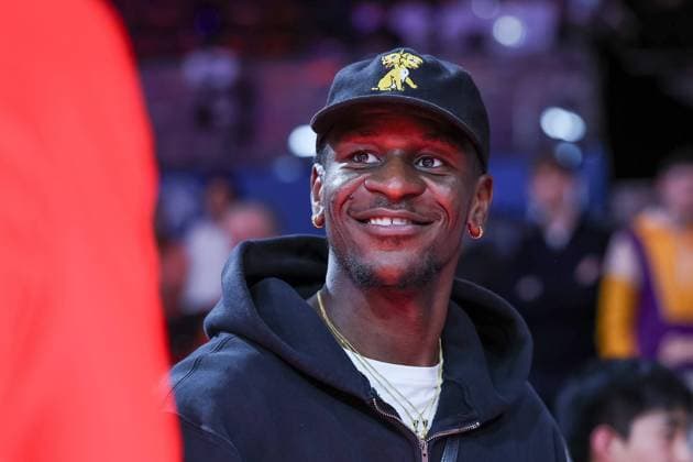 Der ehemalige FC Bayern Muenchen Basketball Spieler Isaac Bonga nach dem Spiel, GER, FC Bayern Muenchen vs. Skyliners Frankfurt, Basketball, easycredit Basketball Bundesliga, BBL, 21. Spieltag, Saison 2024 2025, 11.02.2025, GER, FC Bayern Muenchen vs. Skyliners Frankfurt, Basketball, easycredit Basketball Bundesliga, BBL, 21. Spieltag, Saison 2024 2025, 11.02.2025 Muenchen Copyright: xEibner-Pressefoto JennixMaulx EP_JML