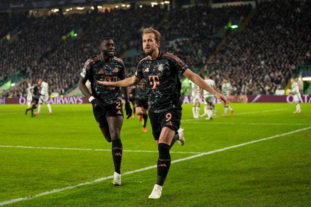 Harry Kane of Bayern Munich celebrates with Dayot Upamecano of Bayern Munich after scoring to give Bayern Munich a 0-2 lead Celtic v Bayern Munich, UEFA Champions League, Knockout Round Play-offs, First Leg, Football, Celtic Park, Glasgow, UK - 12 Feb 2025 EDITORIAL USE ONLY No use with unauthorised audio, video, data, fixture lists, club league logos or live services. Online in-match use limited to 120 images, no video emulation. No use in betting, games or single club league player publications. Copyright: xStuartxWallace Shutterstockx 15136907da