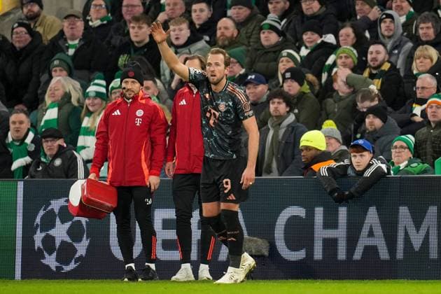 Harry Kane of Bayern Munich waiting to back on the pitch after a head injury assessment Celtic v Bayern Munich, UEFA Champions League, Knockout Round Play-offs, First Leg, Football, Celtic Park, Glasgow, UK - 12 Feb 2025 EDITORIAL USE ONLY No use with unauthorised audio, video, data, fixture lists, club league logos or live services. Online in-match use limited to 120 images, no video emulation. No use in betting, games or single club league player publications. Copyright: xStuartxWallace Shutterstockx 15136907gm