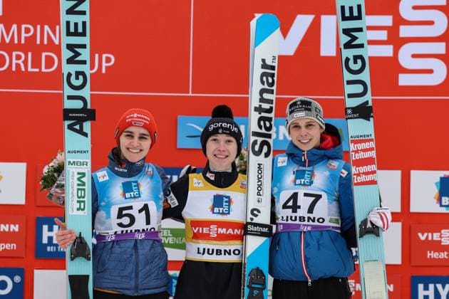 Ski jumping, Skispringen, Ski, nordisch - FIS WC Ljubno LJUBNO,SLOVENIA,16.FEB.25 - NORDIC SKIING, SKI JUMPING - FIS World Cup, normal hill, ladies, award ceremony. Image shows Selina Freitag (GER), Nika Prevc (SLO) and Lisa Eder (AUT). GEPAxpictures xMaticxKlansek