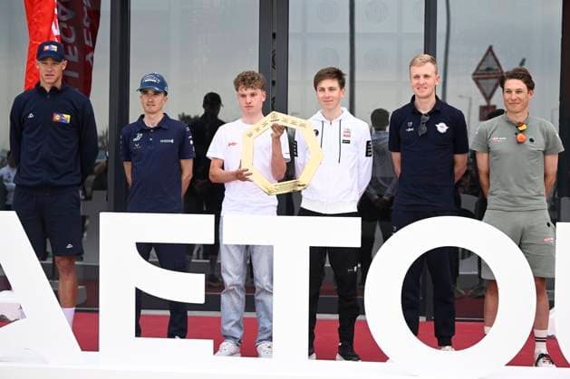 UAE Tour 2025 - media activities ABU DHABI, UNITED ARABIC EMIRATES - FEBRUARY 16 : Philipsen Jasper (BEL) of Alpecin-Deceuninck, Pogacar Tadej (SLO) of UAE Team Emirates, Van Eetvelt Lennert (BEL) of Lotto, Bilbao Lopez de Armentia Pello (ESP) of Bahrain Victorious, Milan Jonathan (ITA) of Lidl-Trek and Merlier Tim (BEL) of Soudal Quick-Step talking to the press during a press conference, PK, Pressekonferenz ahead of the UAE Tour 2025 cycling race on February 16, 2025 in Abu Dhabi, United Arabic Emirates, 16 02 2025 Abu Dhabi United Arabic Emirates Copyright: xPeterxDexVoechtx