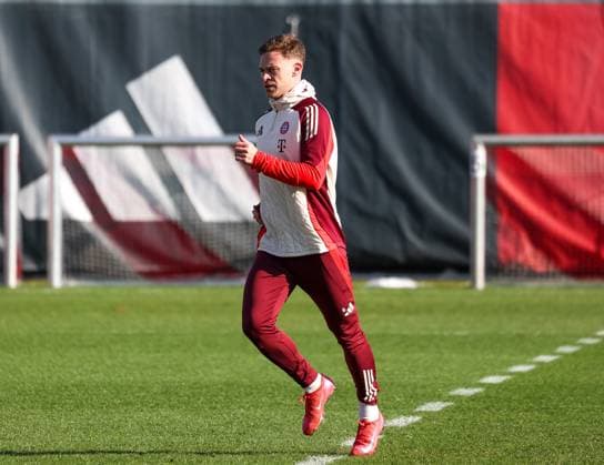 Joshua Kimmich (FC Bayern Muenchen, 06), GER, Abschlusstraining, FC Bayern Muenchen, Fussball, UEFA Champions League, Play-offs, Saison 2024 2025, 17.02.2025, GER, Abschlusstraining, FC Bayern Muenchen, Fussball, UEFA Champions League, Play-offs, Saison 2024 2025, 17.02.2025 Muenchen Copyright: xEibner-Pressefoto JennixMaulx EP_JML