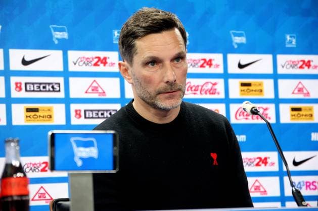 DEU, DFL, 2. FBL Hertha BSC, PK, 18.02.2025, Sportforum, Berlin, DEU, DFL, 2. FBL Hertha BSC, PK, im Bild Cheftrainer Stefan Leitl (Hertha BSC Berlin), Co-Trainer Andre Mijatovic (Hertha BSC Berlin), Benjamin Weber (Sportdirektor, Hertha BSC Berlin) DFL - regulations prohibit any use of Photographs as image sequences and or quasi-video Foto: Juergen Engler nordphoto GmbH
