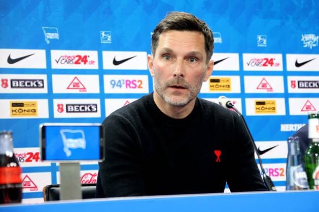 DEU, DFL, 2. FBL Hertha BSC, PK, 18.02.2025, Sportforum, Berlin, DEU, DFL, 2. FBL Hertha BSC, PK, im Bild Cheftrainer Stefan Leitl (Hertha BSC Berlin), Co-Trainer Andre Mijatovic (Hertha BSC Berlin), Benjamin Weber (Sportdirektor, Hertha BSC Berlin) DFL - regulations prohibit any use of Photographs as image sequences and or quasi-video Foto: Juergen Engler nordphoto GmbH