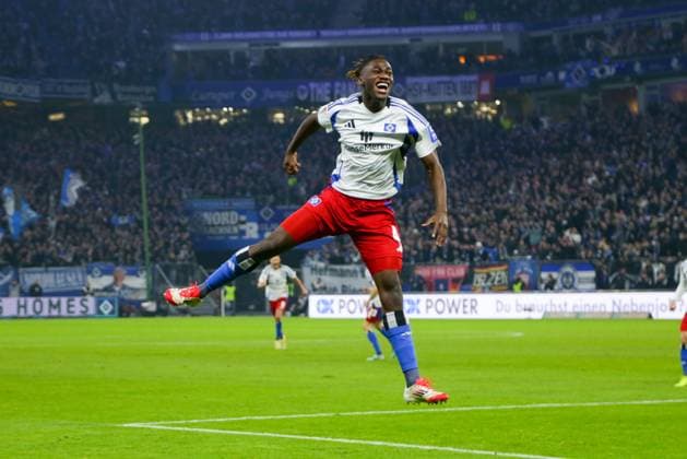 GER,Hamburg, HSV , 2. Bundesliga , Fussball, DFB, Hamburger SV vs 1. FC Kaiserslautern , im Hamburger Volksparkstadion , 21.02.2025 , v.l. Fabio Balde (Hamburger SV , 45 ) macht das tor zum 3:0 jubeln, jubelt DFL regulations prohibit any use of photographs as image sequences and or quasi-video. Copyright: HMBxMedia FernandoxSoares