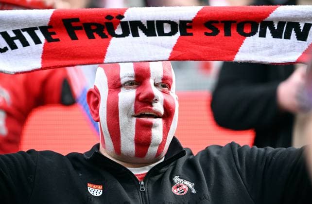 Fussball, Bundesliga, Deutschland, Herren, Saison 2024 2025, 23. Spieltag, Rhein Energie Stadion Köln, 1. FC Köln - Fortuna Düsseldorf; Geschminkter FC Fan. Fan, Fans, Fankultur, Begeisterung.