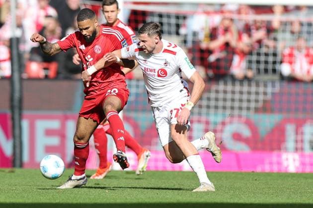 GER, 2.FBL, 1. FC Koeln vs. Fortuna Duesseldorf 23.02.2025, Rheinenergie Stadion, Koeln, GER, 2.FBL, 1. FC Koeln vs. Fortuna Duesseldorf , im Bild: Jamil Siebert (Fortuna Duesseldorf 20), im Zweikampf gegen Imad Rondic (FC Koeln 27), nordphotoxGmbHx xMeuter nph00351