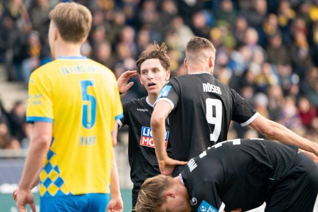 Max Brandt (Nr. 23 SSV Ulm 1846) (m) GER, Eintracht Braunschweig gegen SSV Ulm 1846, Fussball, 2. Fussball Bundesliga, Spielzeit 2024 25, 01.03.2025 GER, Eintracht Braunschweig gegen SSV Ulm 1846, Fussball, 2. Fussball Bundesliga, Spielzeit 2024 25, 01.03.2025 Braunschweig