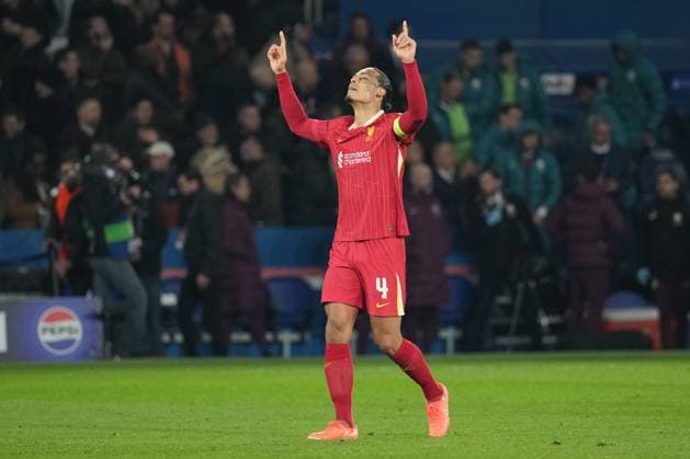 Virgil van Dijk of Liverpool celebrates at the end of the match after his side wins 1-0 Paris Saint-Germain v Liverpool, UEFA Champions League, Round of 16, First Leg, Football, Parc des Princes, Paris, France - 05 Mar 2025 EDITORIAL USE ONLY No use with unauthorised audio, video, data, fixture lists, club league logos or live services. Online in-match use limited to 120 images, no video emulation. No use in betting, games or single club league player publications. Copyright: xDavexWinter Shutterstockx 15178313cj