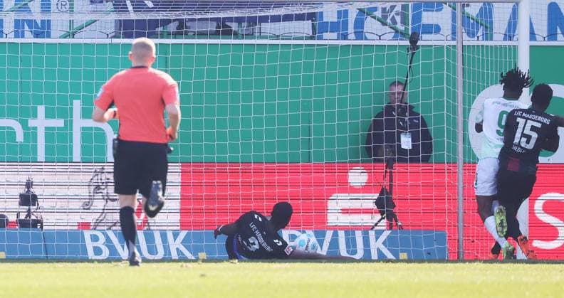 Fürth, 08.03.2025, Sportpark Ronhof, Fussball, 2.Bundesliga, 25.Spieltag , SpVgg Greuther Fürth vs. 1.FC Magdeburg , Im Bild; Tor für Greuther Fuerth. Noel FutkeuÊ( 9, Fuerth) trifft zum 1:0. , Nur zur redaktionellen Nutzung. Only editorial use. , DFB DFL regulations prohibit any use of photographs as image sequences and or quasi-video. ,