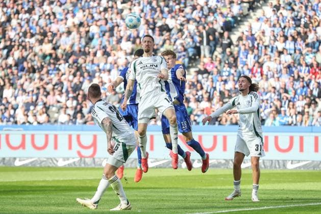 08.03.2025, xtgx, Fussball - 2.Bundesliga, Hertha BSC Berlin - FC Schalke 04 emspor, v.l. Jannik Bachmann (Schalke, 14), Luca Schuler (Hertha, 18) Zweikampf, Duell, Kampf, tackle (DFL DFB REGULATIONS PROHIBIT ANY USE OF PHOTOGRAPHS as IMAGE SEQUENCES and or QUASI-VIDEO) Berlin