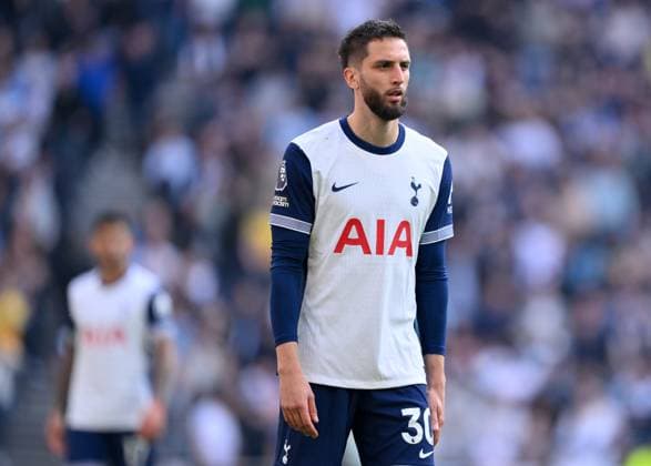 Football - 2024 2025 Premier League - Tottenham Hotspur vs AFC Bournemouth - Tottenham Hotspur Stadium - Sunday 9th March 2025. Tottenham Hotspur s Rodrigo Bentancur. COLORSPORT Ashley Western