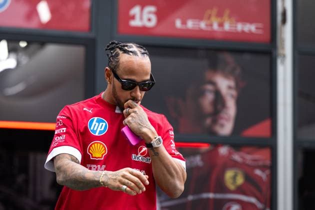 Lewis Hamilton (Scuderia Ferrari HP, 44) nachdenklich, AUS, Formel 1 Weltmeisterschaft, Luis Vuitton Grand Prix von Australien, Albert Park Circuit Melbourne, Media Day, Saison 2025, 13.03.2025 AUS, Formel 1 Weltmeisterschaft, Luis Vuitton Grand Prix von Australien, Albert Park Circuit Melbourne, Media Day, Saison 2025, 13.03.2025 Melbourne Copyright: xEibner-Pressefoto Memmlerx EP_MMR