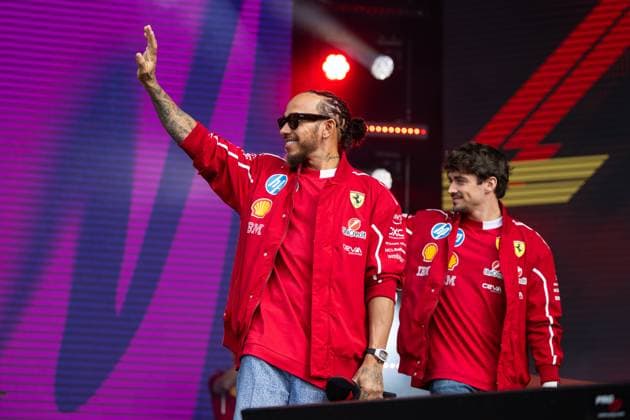 Lewis Hamilton (Scuderia Ferrari HP, 44), Charles Leclerc (Scuderia Ferrari HP, 16) beim Lakeside Fan Forum auf der Buehne, AUS, Formel 1 Weltmeisterschaft, Luis Vuitton Grand Prix von Australien, Albert Park Circuit Melbourne, Qualifying Day, Saison 2025, 15.03.2025 AUS, Formel 1 Weltmeisterschaft, Luis Vuitton Grand Prix von Australien, Albert Park Circuit Melbourne, Qualifying Day, Saison 2025, 15.03.2025 Melbourne Copyright: xEibner-Pressefoto Memmlerx EP_MMR