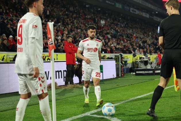 GER, 2.FBL, 1. FC Koeln vs. SV Darmstadt 98 15.03.2025, Rheinenergie Stadion, Koeln, GER, 2.FBL, 1. FC Koeln vs. SV Darmstadt 98, im Bild: Ecke Jusuf Gazibegovic (Koeln 25), Luca Waldschmidt (FC Koeln 9),