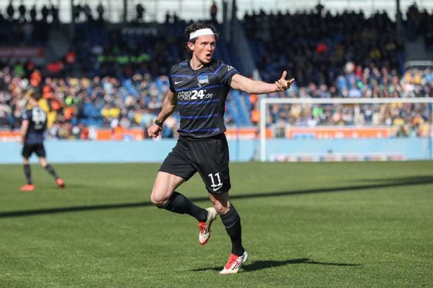 Fußball, 2. BL, Eintracht Braunschweig - Hertha BSC 16.03.2025, xtgx, Fussball - 2.Bundesliga, Eintracht Braunschweig - Hertha BSC Berlin emspor, v.l. Fabian Reese (Hertha, 11) Jubel, Torjubel, jubelt ueber das Tor, celebrate the goal, celebration (DFL DFB REGULATIONS PROHIBIT ANY USE OF PHOTOGRAPHS as IMAGE SEQUENCES and or QUASI-VIDEO) Braunschweig