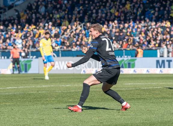 Fußball, 2. BL, Eintracht Braunschweig - Hertha BSC Fussball, Herren, Saison 2024 2025, 2. Bundesliga (26. Spieltag), Eintracht Braunschweig - Hertha BSC, Michael Cuisance (Hertha BSC), Jubel nach Tor zum 0:2, 16.03. 2025,