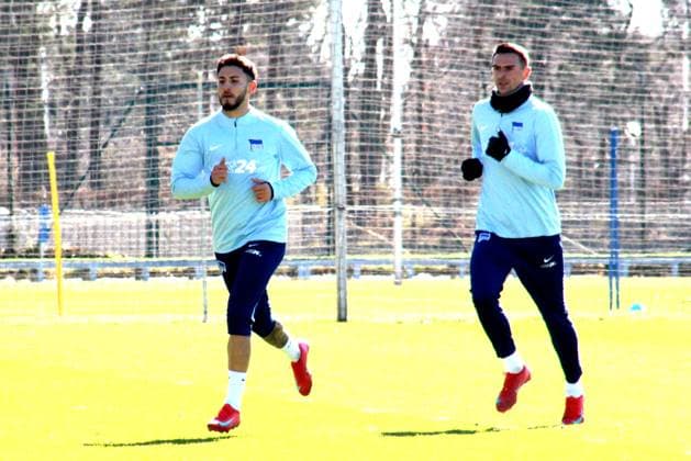 DEU, DFL, 2. FBL Hertha BSC, Training, 18.03.2025, Sportforum, Berlin, DEU, DFL, 2. FBL Hertha BSC, Training, im Bild Smail Prevljak (Hertha BSC Berlin 9), Kevin Sessa (Hertha BSC Berlin 8) DFL - regulations prohibit any use of Photographs as image sequences and or quasi-video Foto: Juergen Engler nordphoto GmbH