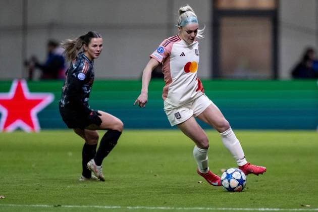 Ellie Carpenter (Olympique Lyon, 12). GER, FC Bayern Muenchen vs. Olympique Lyon, Fussball, UEFA Womans Champions League, Viertelfinale Hinspiel, Saison 2024 2025, 18.03.2025. GER, FC Bayern Muenchen vs. Olympique Lyon, Fussball, UEFA Womans Champions League, Viertelfinale Hinspiel, Saison 2024 2025, 18.03.2025. Muenchen Copyright: xEibner-Pressefoto HeikexFeinerx EP_HFR