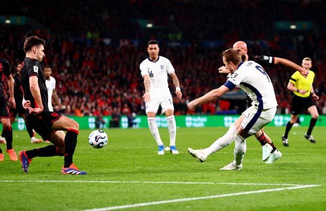 Harry Kane of England scores a goal to make the score 2-0. England v Albania, FIFA 2026 World Cup Qualifying, Group K, Football, Wembley Stadium, London, UK - 21 Mar 2025 EDITORIAL USE ONLY No use with unauthorised audio, video, data, fixture lists, club league logos or live services. Online in-match use limited to 120 images, no video emulation. No use in betting, games or single club league player publications. Copyright: xJamesxMarsh Shutterstockx 15213679cf