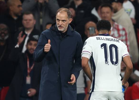 - England v Albania, FIFA World Cup, WM, Weltmeisterschaft, Fussball 2026 European Qualifier, Group K, Wembley Stadium, London, UK - 21st March 2025. Thomas Tuchel England manager gives the thumbs up to his England team whilst talking with Jude Bellingham of England. - England v Albania, FIFA World Cup 2026 European Qualifier, Group K, Wembley Stadium, London, UK - 21st March 2025. Daniel Weir Crystal Pix London Wembley Stadium UK Copyright: xDanxWeirx CP_England_Albania_106