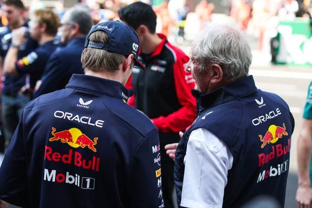 F1 - CHINESE GRAND PRIX 2025 MARKO Helmut (aut), Drivers™ Manager of Red Bull Racing, portrait and VERSTAPPEN Max (ned), Red Bull Racing RB21, portrait during the Formula 1 Heineken Chinese Grand Prix 2025, 2nd round of the 2025 FIA Formula One World Championship, WM, Weltmeisterschaft from March 21 to 23, 2025 on the Shanghai International Circuit, in Shanghai, China - ShanghaiChina Copyright: xEricxAlonsox