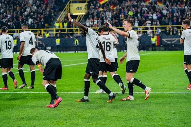 23.03.2025, Deutschland vs. Italien, Nations League, Viertelfinale-Rückspiel Tor und Jubel durch Jamal Musiala (Deutschland, 10) zum 2:0 hier mit Joshua Kimmich (Deutschland, 6) Angelo Stiller (Deutschland, 16) Leroy Sane (Deutschland, 19) Jonathan Tah (Deutschland, 4) Antonio Rüdiger (Deutschland,2) Nico Schlotterbeck (Deutschland, 15) Copyright: xBahhoxKarax